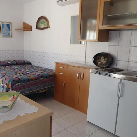 3 Bedroom Lovely In Vodnjan *
