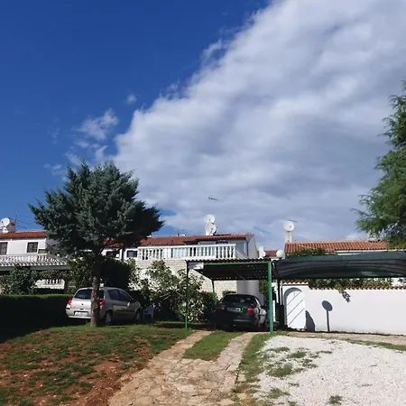 Lxxi Apartman
