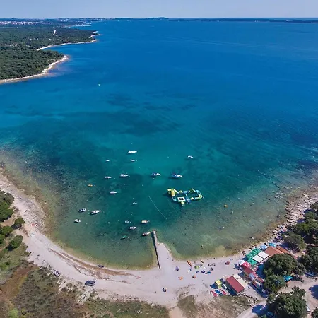 Lxxi Apartman *