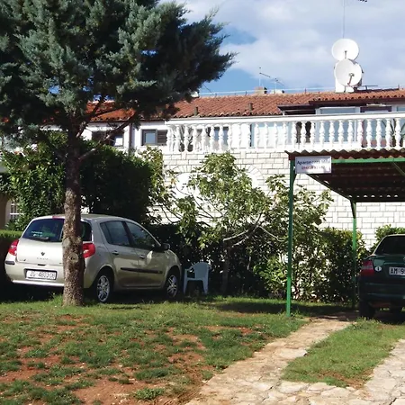 Lxxi * Vodnjan